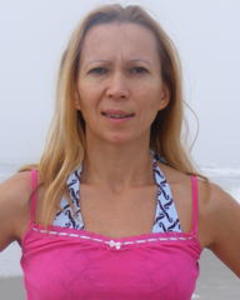 Woman, 61. cirqueten