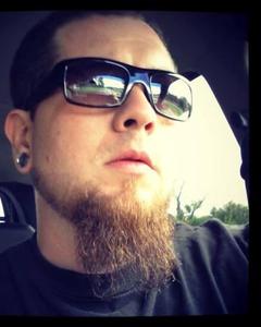 Man, 46. xvin420x