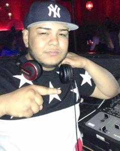 Man, 34. Dj_Eez