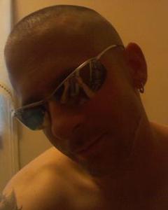 Man, 44. danB1980324