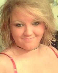 Woman, 36. Blonde_Chic025