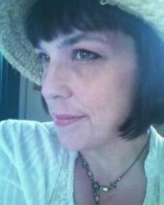 Woman, 53. smartandsub