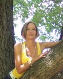 Woman, 46. pink78643