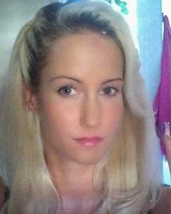 Woman, 45. niktatiS