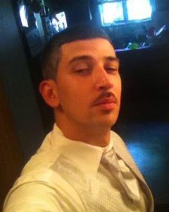 Man, 40. Jdez