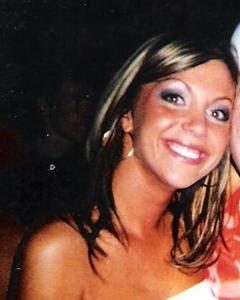 Woman, 42. glitterngloss