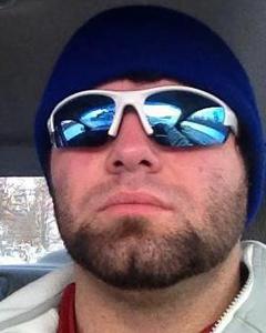 Man, 37. avert1
