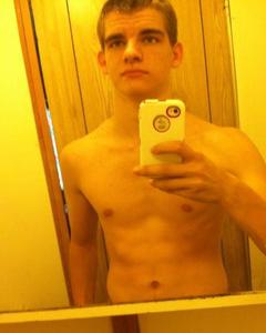 Man, 34. Countryabs
