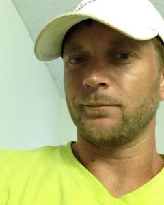 Man, 42. BBb5772