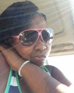 Woman, 45. lola_261C