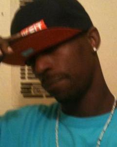 Man, 40. gucci3554
