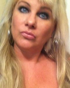 Woman, 60. Bama2875