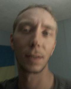 Man, 46. kuchant
