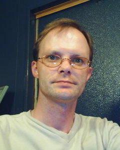 Man, 56. justleelooking
