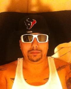 Man, 38. Dee5640