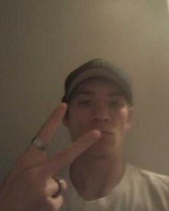 Man, 32. Ricky19926377