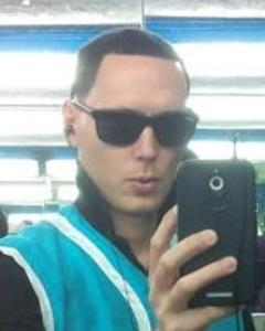 Man, 48. larry_the_bory