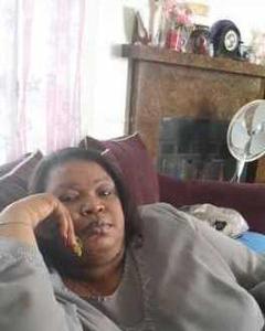 Woman, 58. Glenntwins