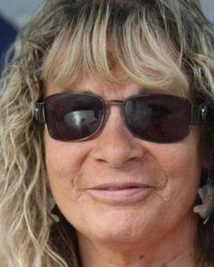 Woman, 66. onecurly1