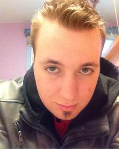Man, 32. JustinxxxGentl