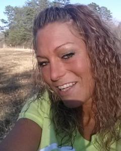 Woman, 40. Destiney0775