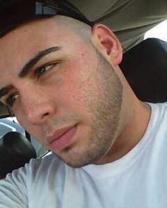 Man, 40. Carlos_Luc5875